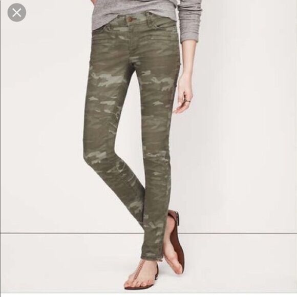 LOFT Camo Skinny Jeans - Picture 2 of 6